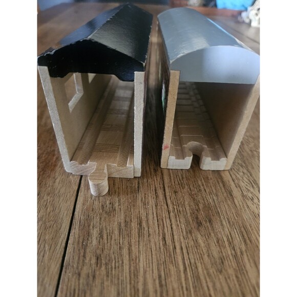 Vintage Thomas the Tank Wooden Train Accessory - 6"x3"x2" Wood Tunnel Lot Of 2 - Picture 4 of 4
